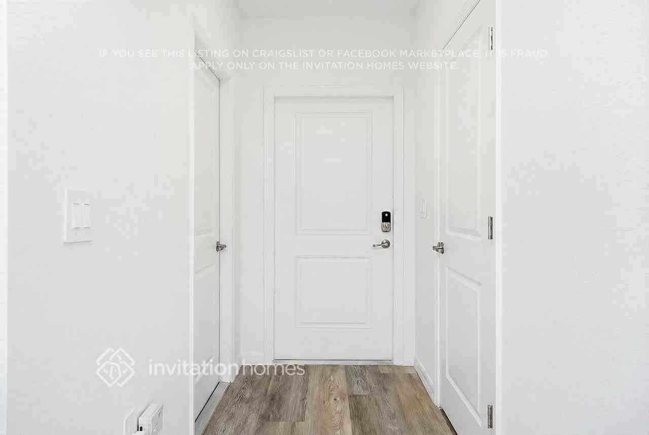 2747 Riverfield Rd - Photo 3 of 31