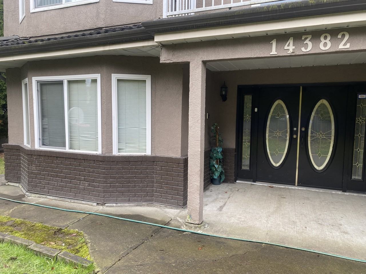 14382 88 Avenue - Photo 4 of 13