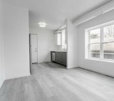 1704 W Glenlake Ave - Photo 1 of 1