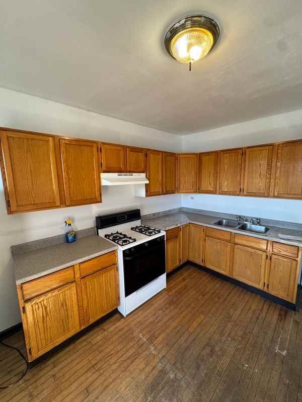 4251 W Haddon Ave - Photo 7 of 20