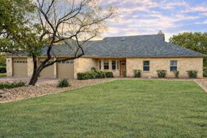 featured image of 945 Wesley Ridge Dr