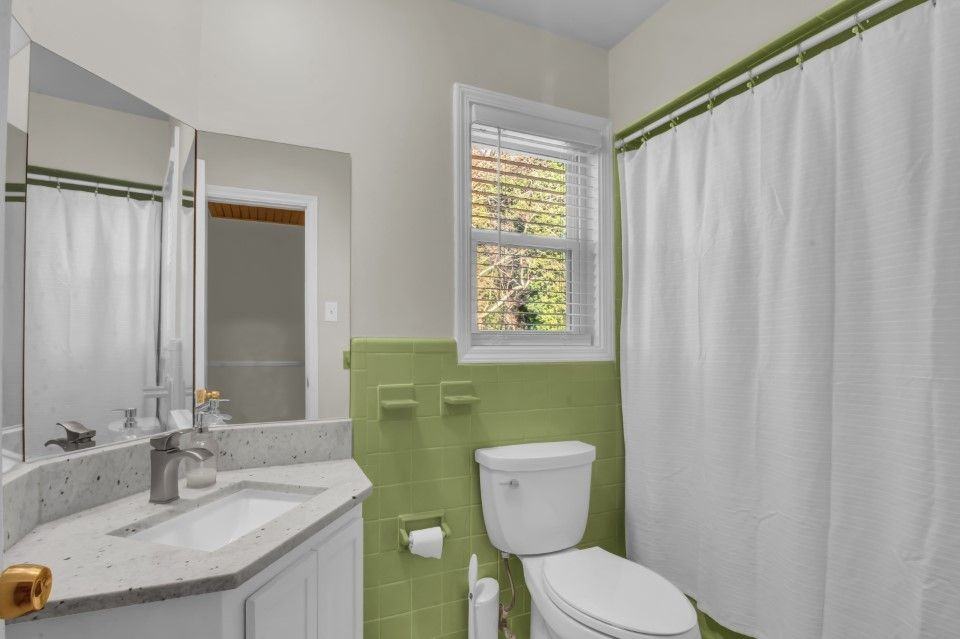 3155 Hogan Rd Sw - Photo 4 of 29