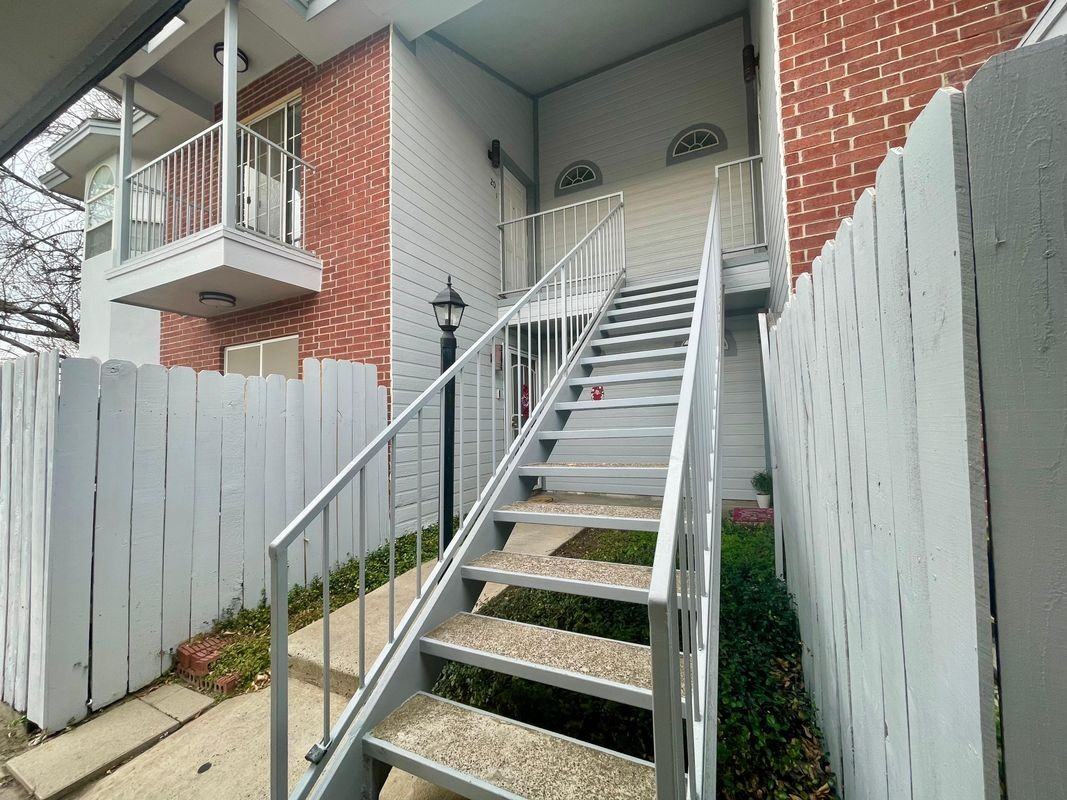 1205 International Blvd ##20 - Photo 5 of 26