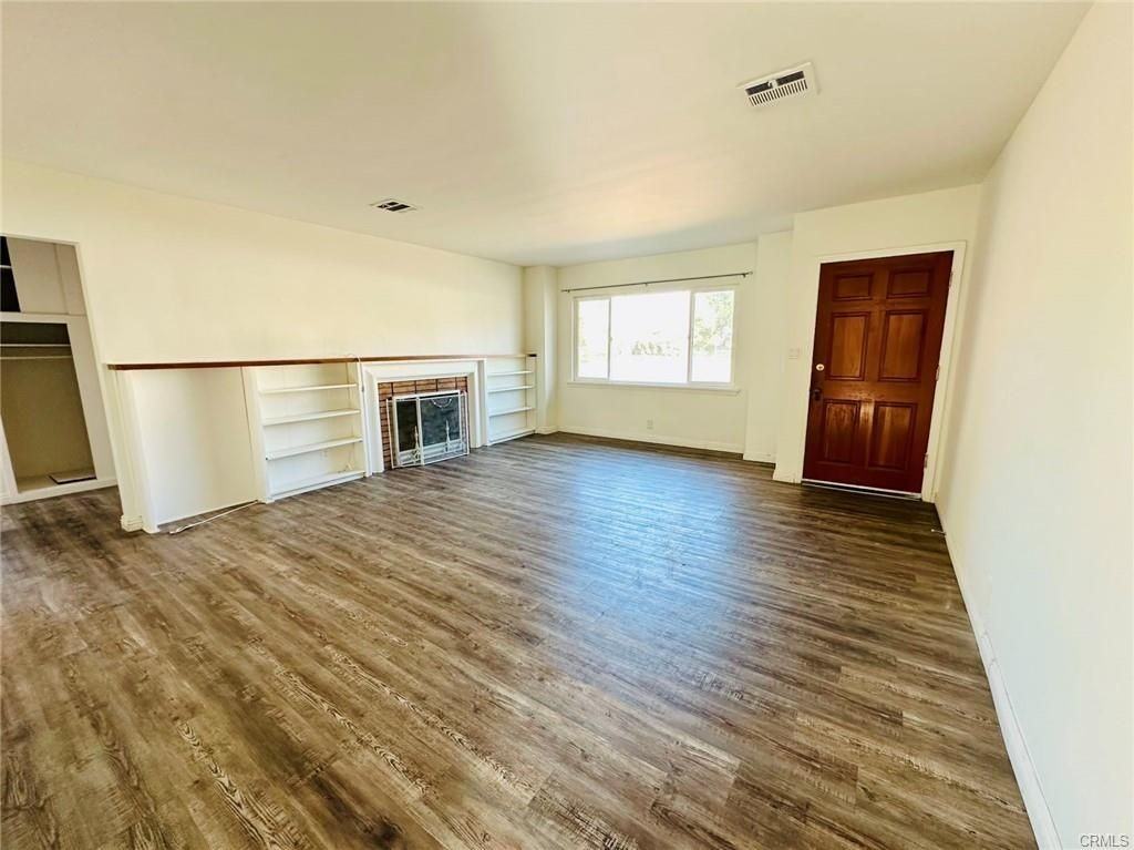 36 E Rodell Pl - Photo 2 of 11