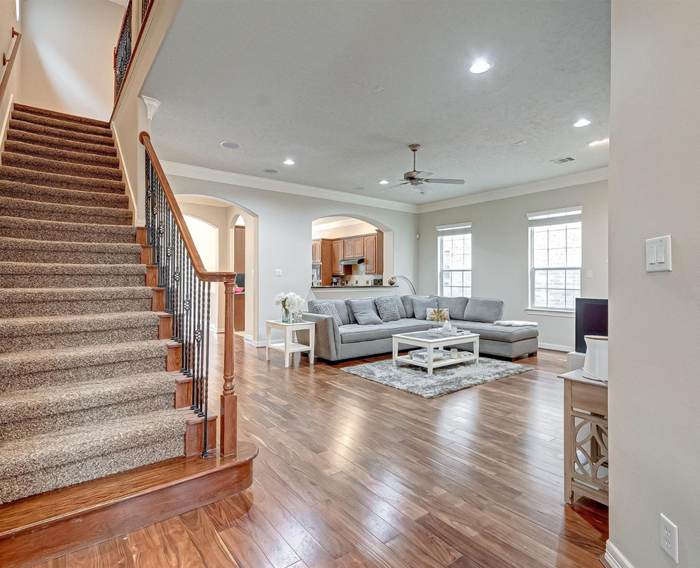 14418 Basalt Ln - Photo 2 of 5