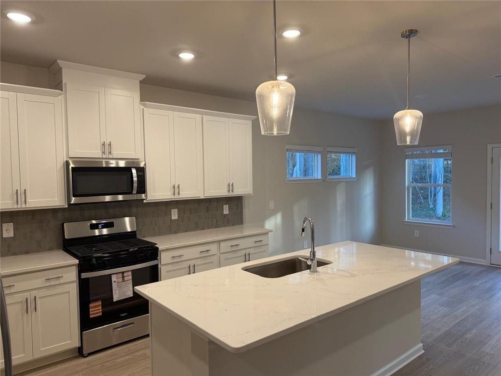 277 Sequoia Ln - Photo 2 of 17