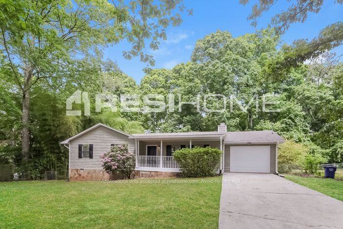 3321 Summer Wood Cir