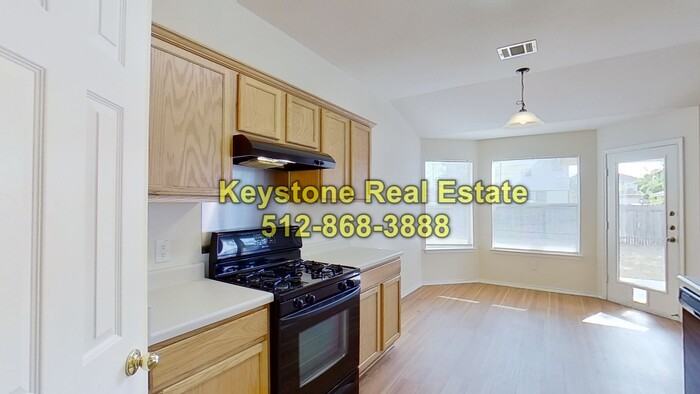 1105 Burgess Dr - Photo 2 of 33