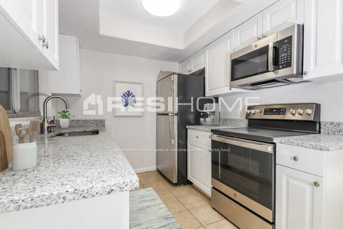 456 Winnway St - Photo 4 of 16