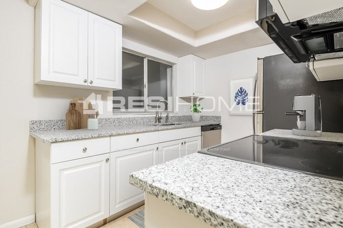 456 Winnway St - Photo 5 of 16