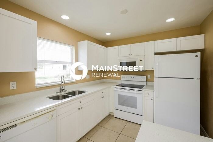 1917 Kester Ave - Photo 7 of 16