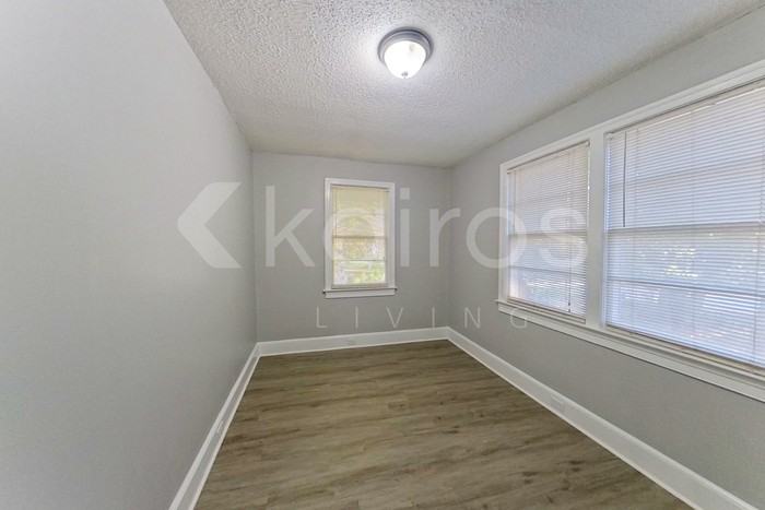 2603 Putnam St - Photo 7 of 21