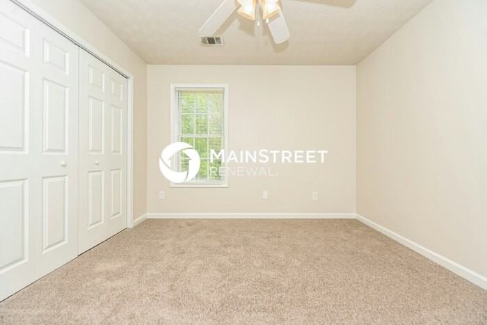 520 Hilly Ct - Photo 7 of 18