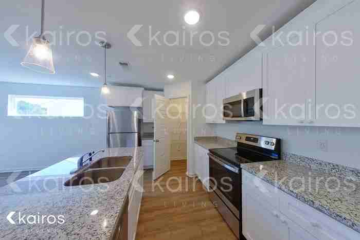 11454 Camden Court Cir - Photo 7 of 18