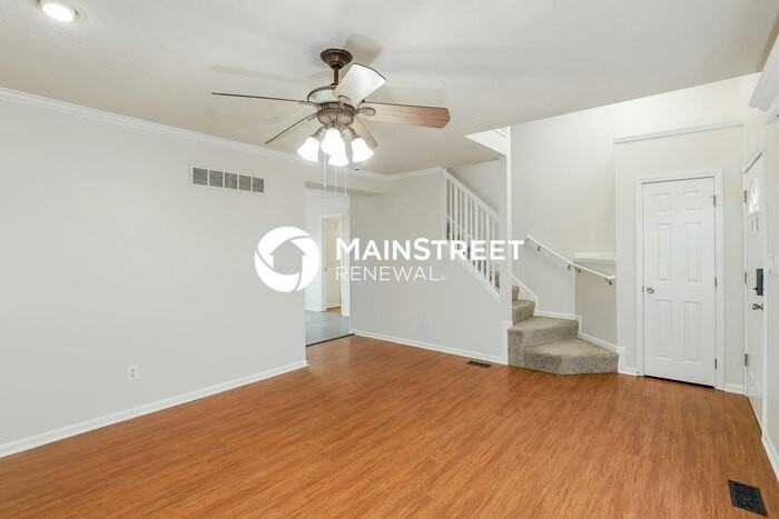 11115 N Lewis Ave - Photo 3 of 18