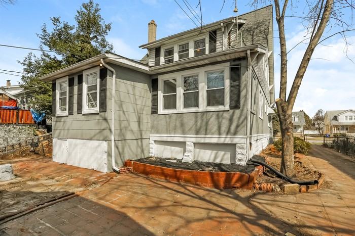 3029 E Northern Pkwy - Photo 3 of 3