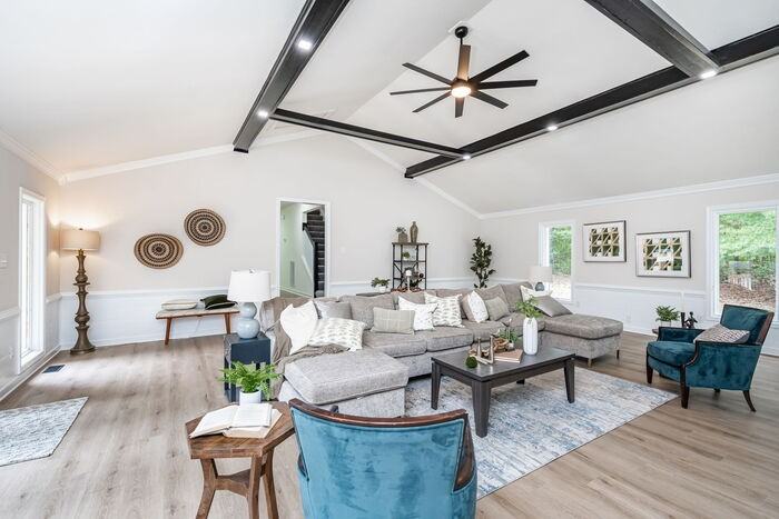 2629 Maidens Rd - Photo 3 of 33