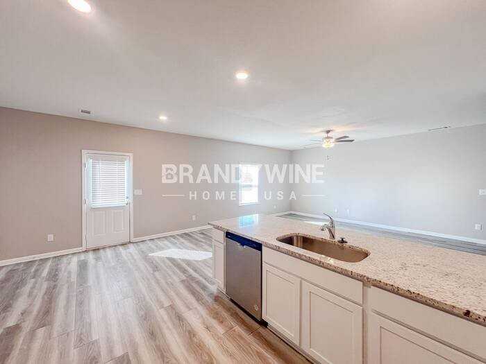 207 Beam Dr - Photo 7 of 28