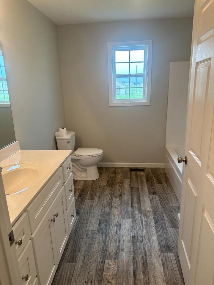 300 Peach St. - Photo 3 of 5