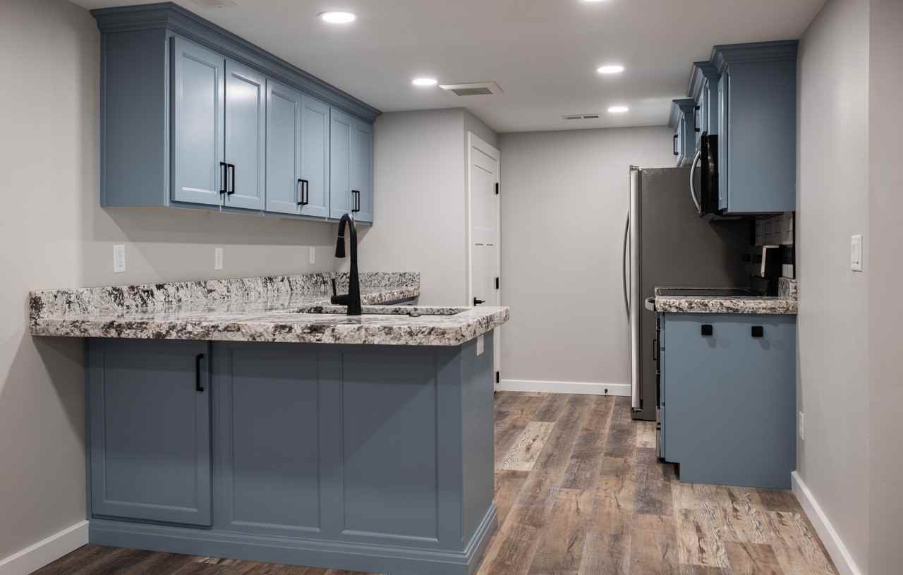 3250 Midway Ave #2 - Photo 4 of 22