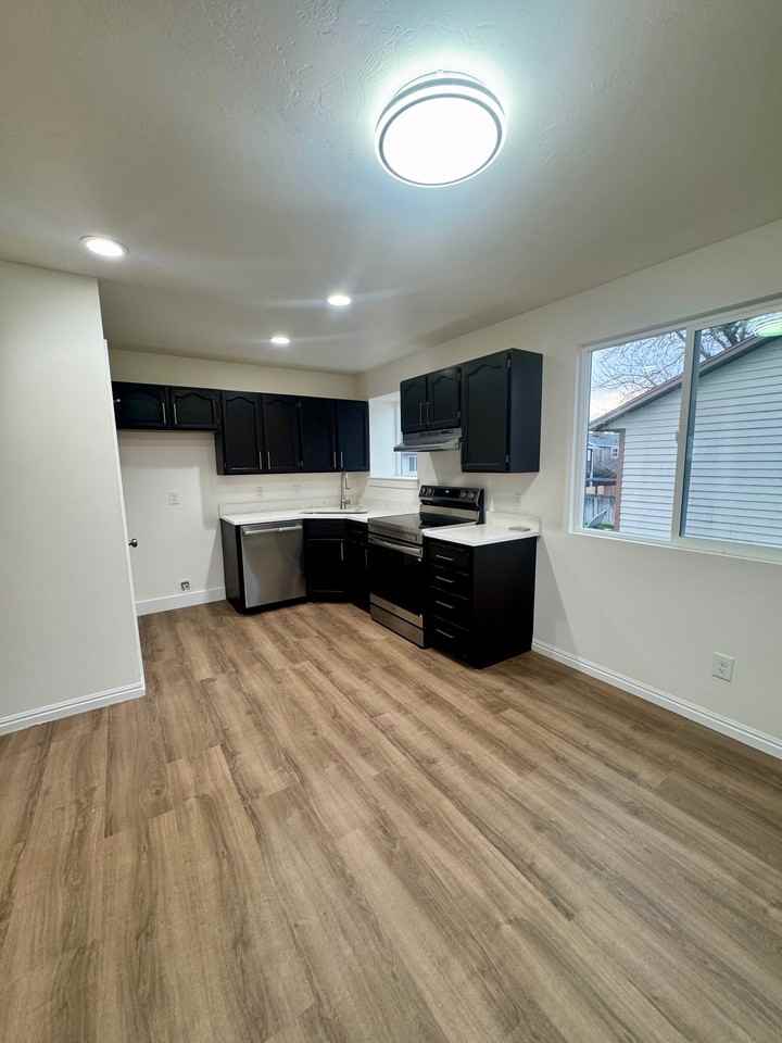 917 N Dorothea Way #NA - Photo 2 of 22