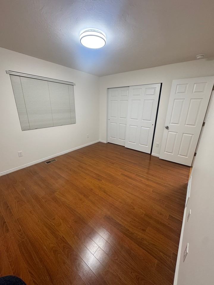 917 N Dorothea Way #NA - Photo 4 of 22