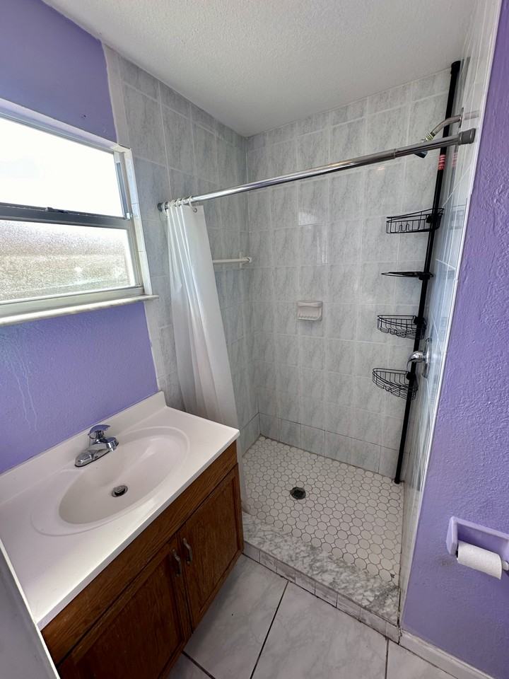 816 20th St #NA - Photo 4 of 13