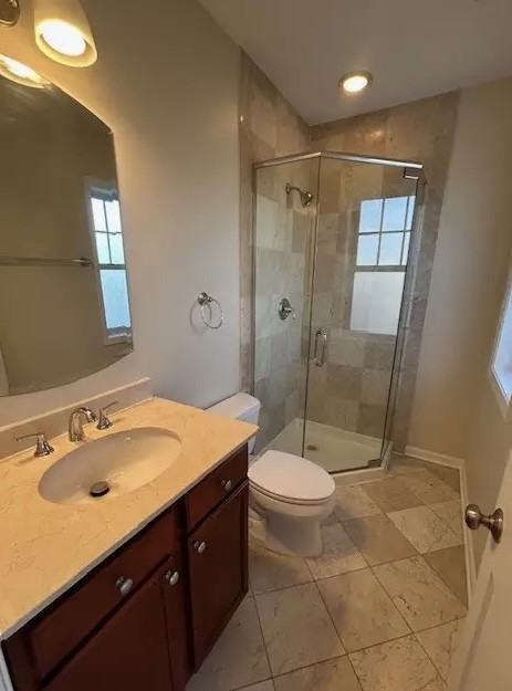 2053 W Summerdale Ave #2N - Photo 4 of 6