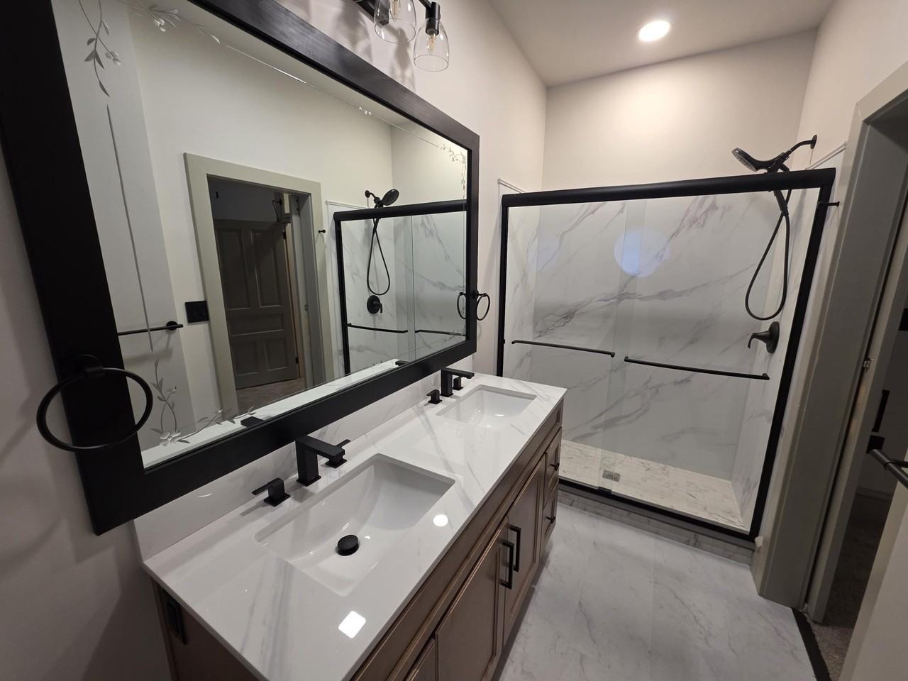 434 S 4th St - Photo 6 of 15