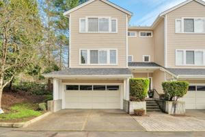 featured image of 4714 Fairwood Blvd Ne #402