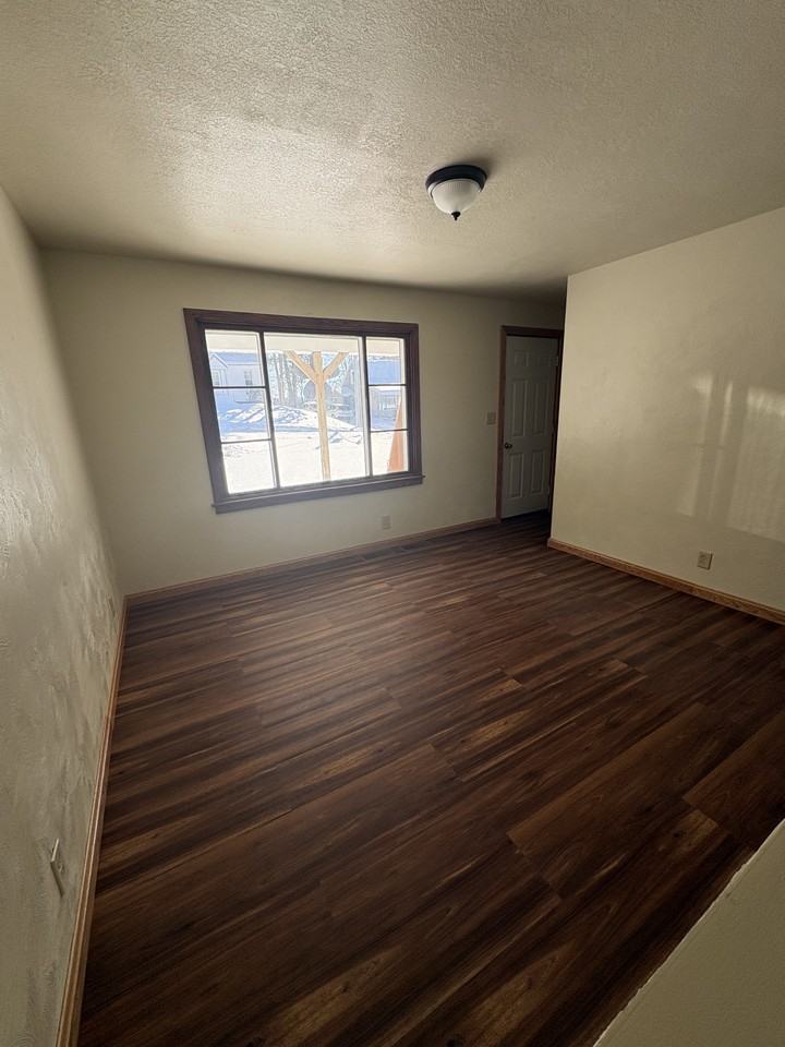 143 Poplar Rd #NA - Photo 3 of 7