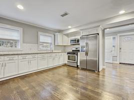 featured image of 632 Main St #E