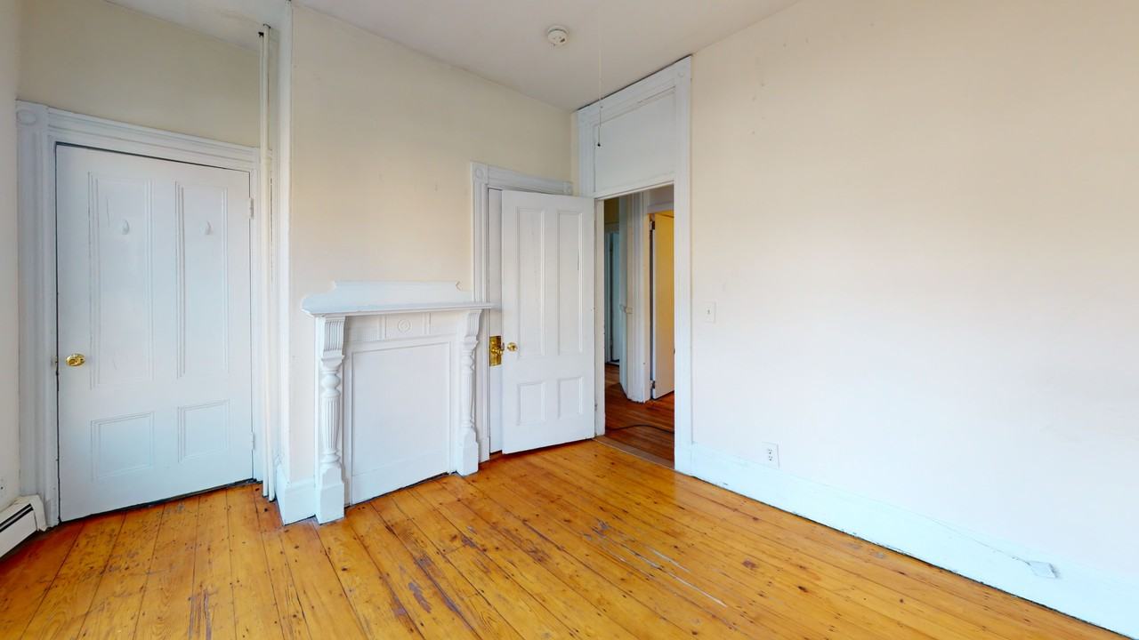 29 Saint Alphonsus St #1 - Photo 4 of 12