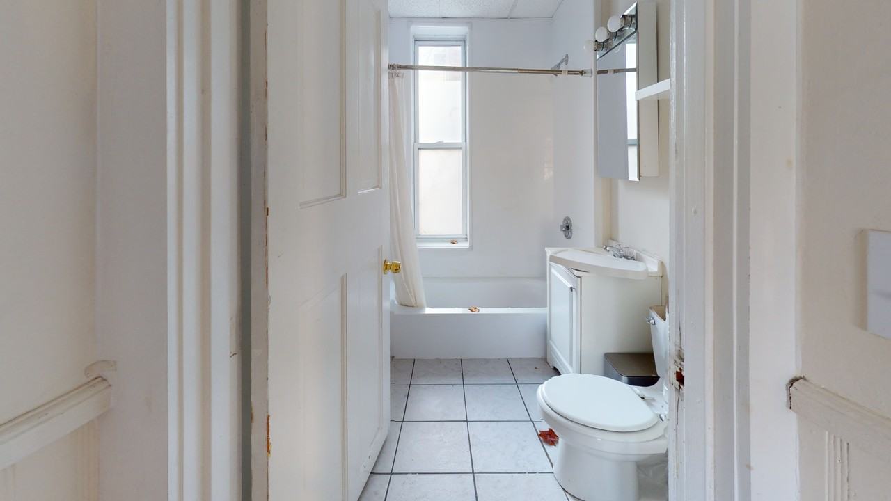 29 Saint Alphonsus St #1 - Photo 5 of 12