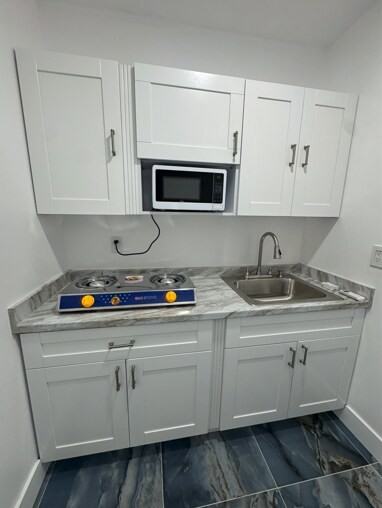 15356 Sw 178th Ter #1 - Photo 4 of 6