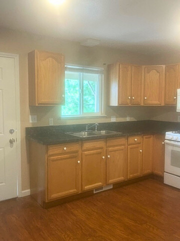 21295 Canyon Way #5 - Photo 3 of 9