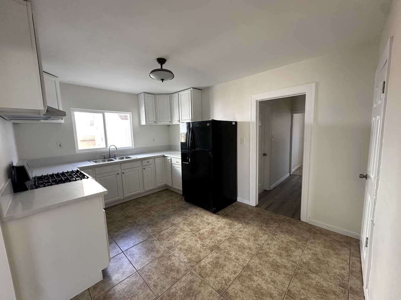 624 W 49th St #NA - Photo 2 of 15