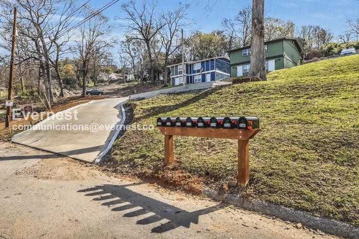 3316 Roadrunner Trl - Photo 3 of 26