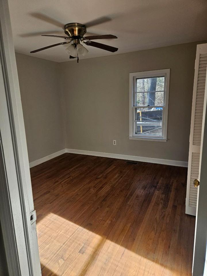 3209 Golf Course Rd - Photo 2 of 9