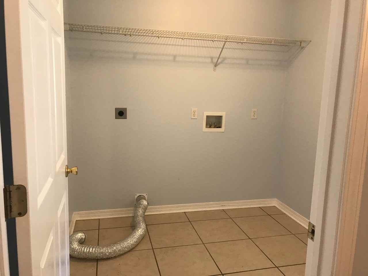 809 25th St #A - Photo 6 of 22