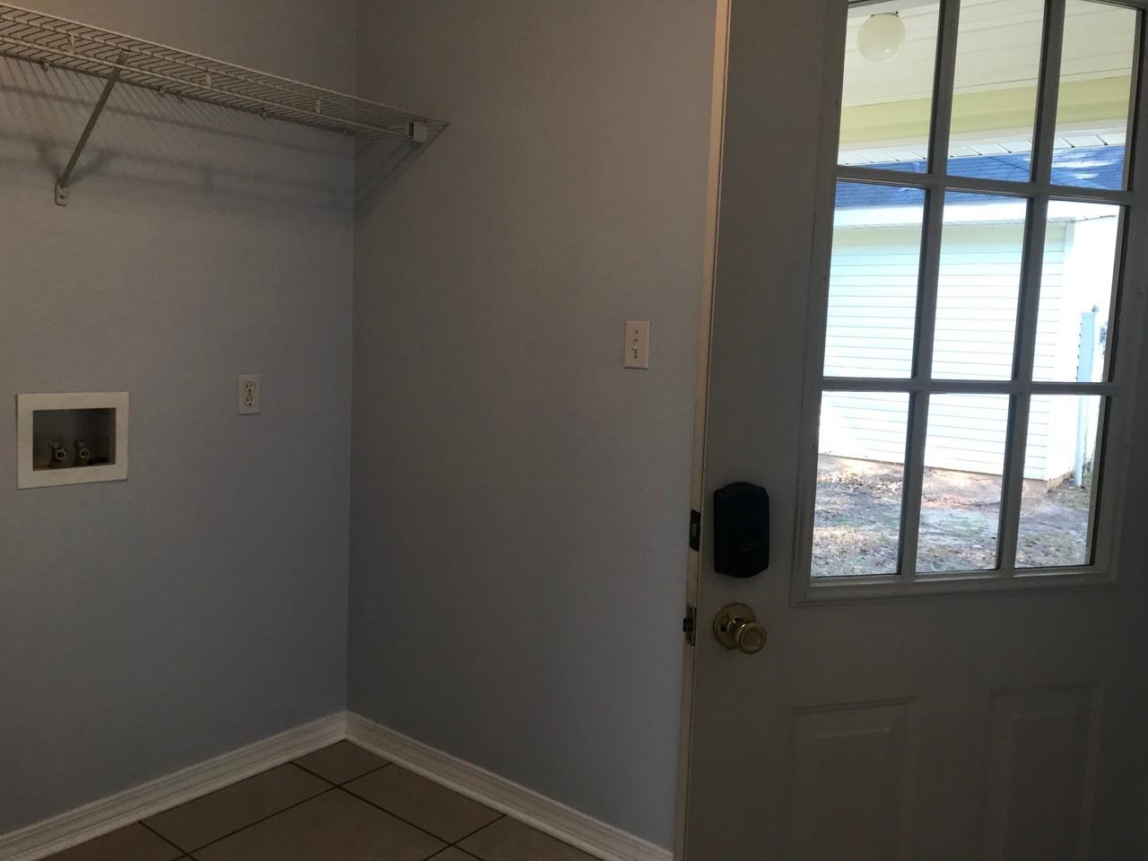 809 25th St #A - Photo 7 of 22