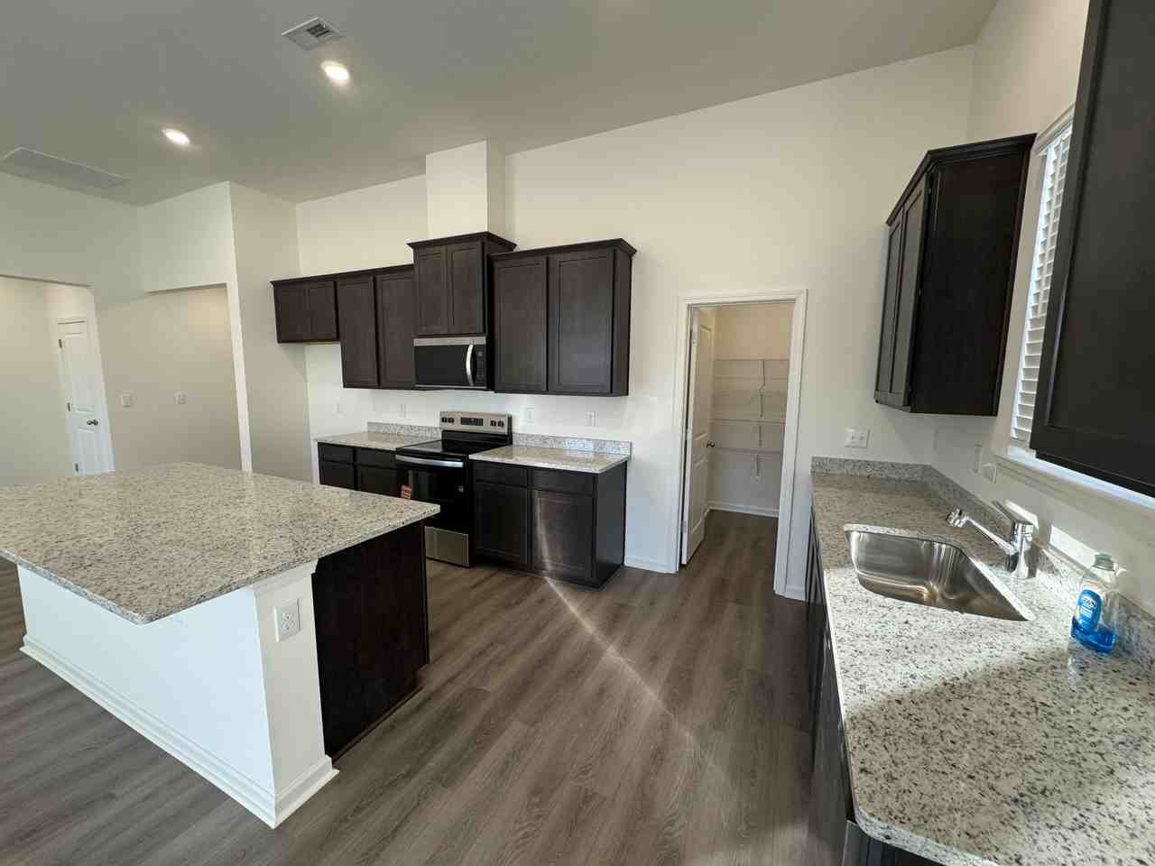 2136 Norwood Ct #NA - Photo 5 of 20