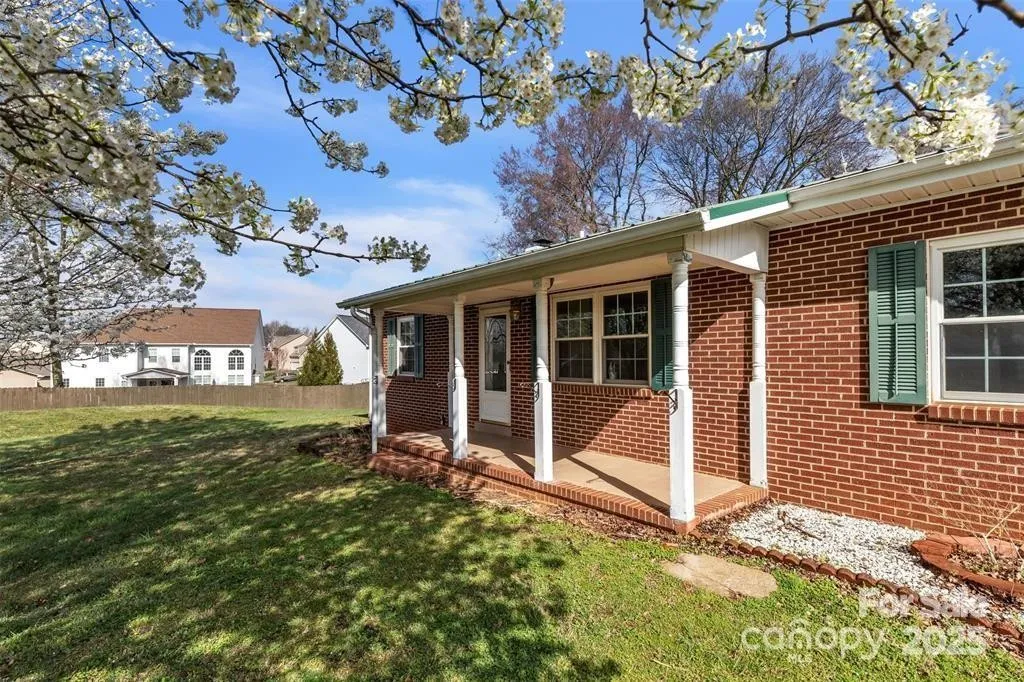 7484 Turkey Trot Dr #NA - Photo 2 of 11