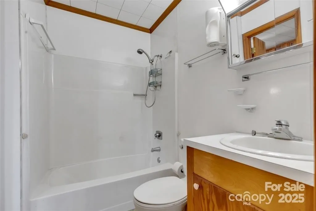 7484 Turkey Trot Dr #NA - Photo 4 of 11