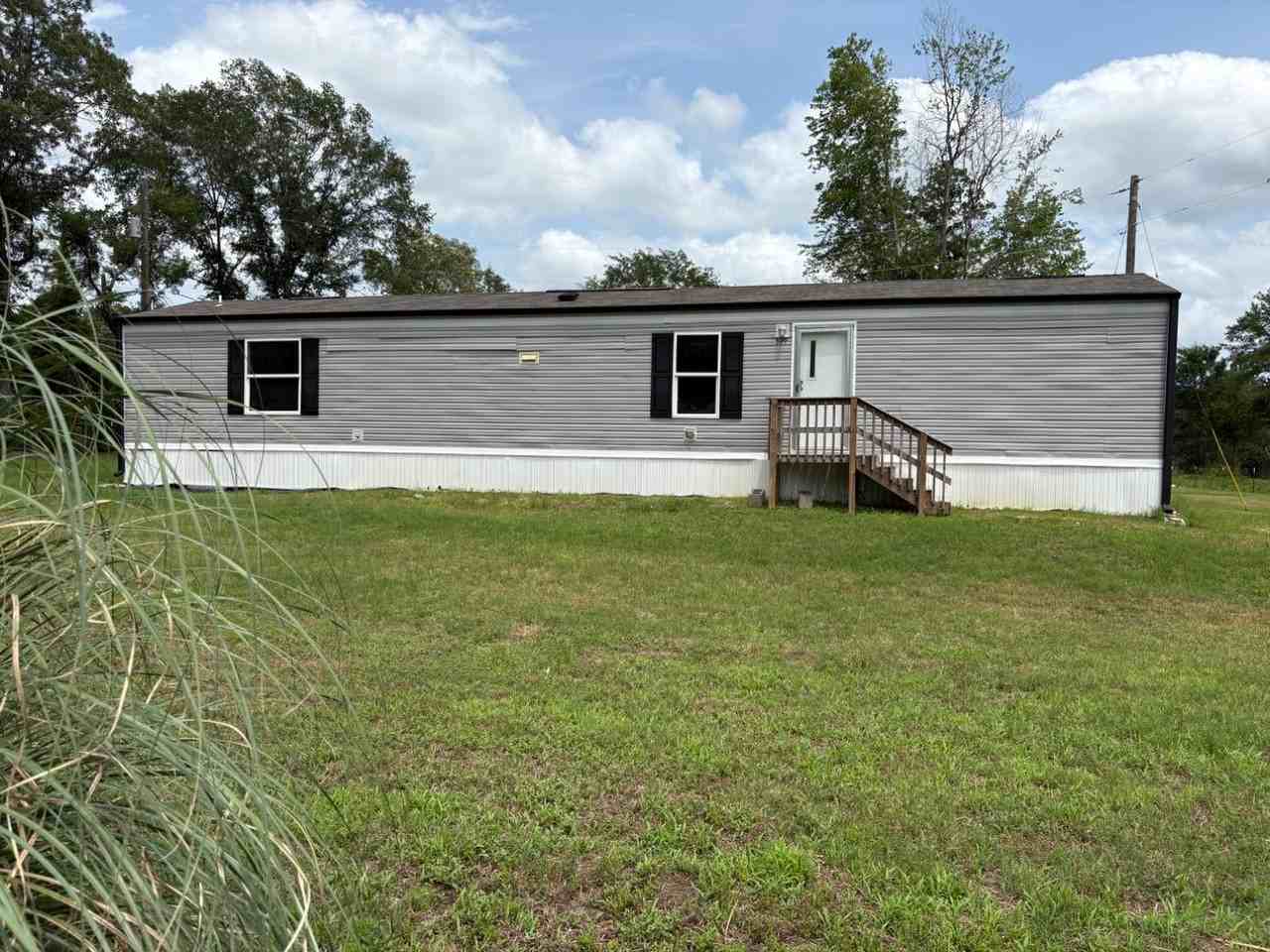 599 Fm 3228 - Photo 2 of 11