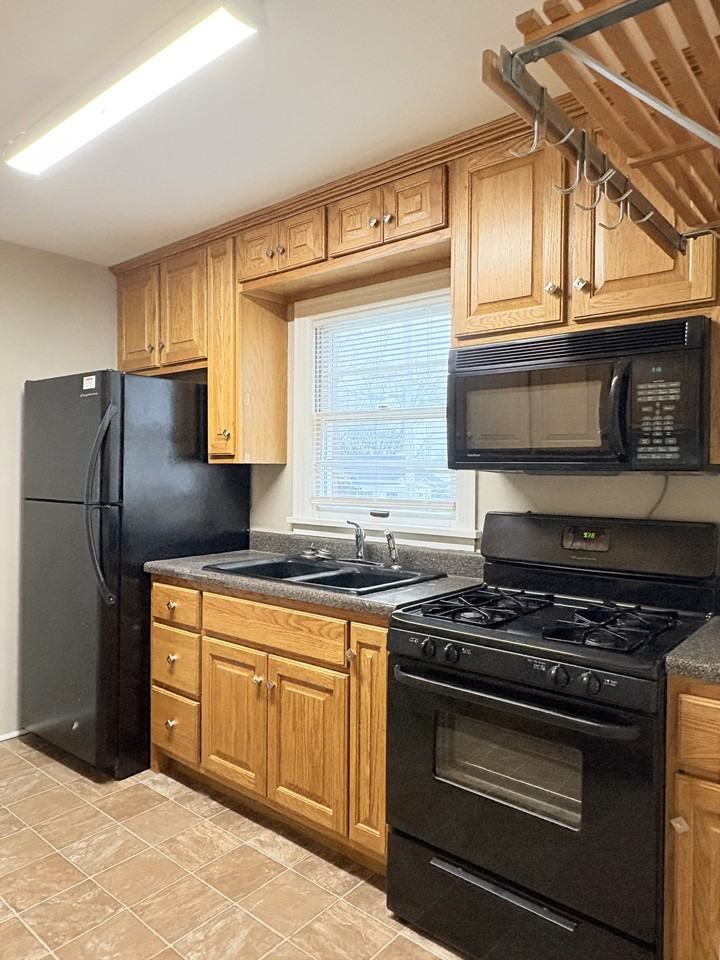 1405 Kenton St #NA - Photo 3 of 15