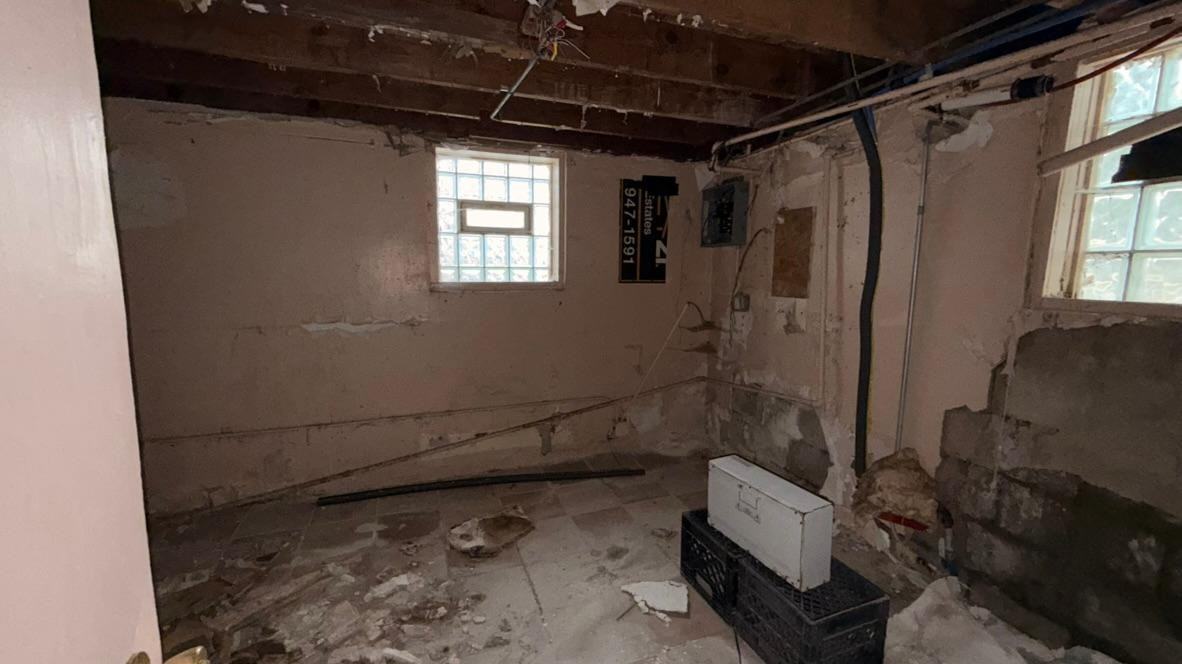 1400 Carolina St - Photo 6 of 20