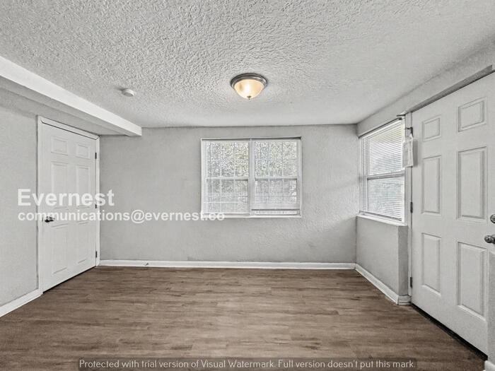 1417 Claudia Spencer St - Photo 5 of 21