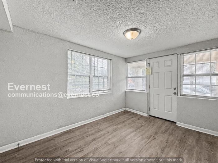 1417 Claudia Spencer St - Photo 6 of 21