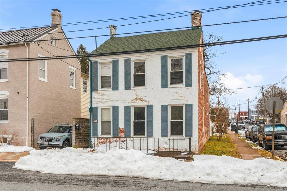 100 E 8th Street - Photo 3 of 7